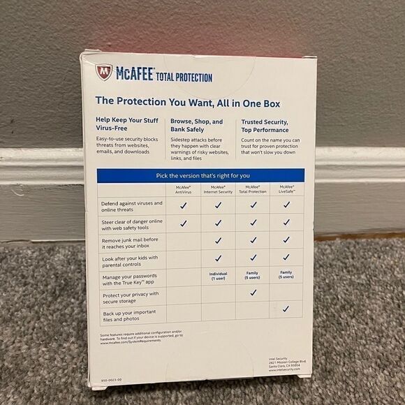 McAfee 2017 Total Protection 5Devices MTP17ETG5RAA - Picture 2 of 6